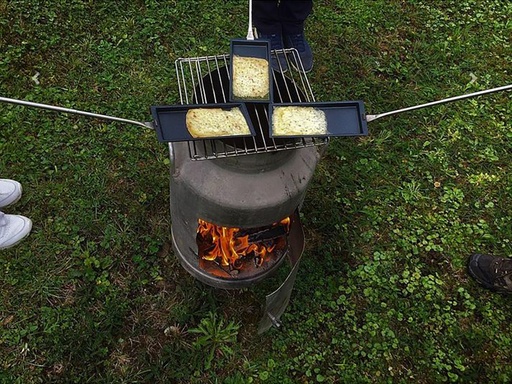 Milk can raclette